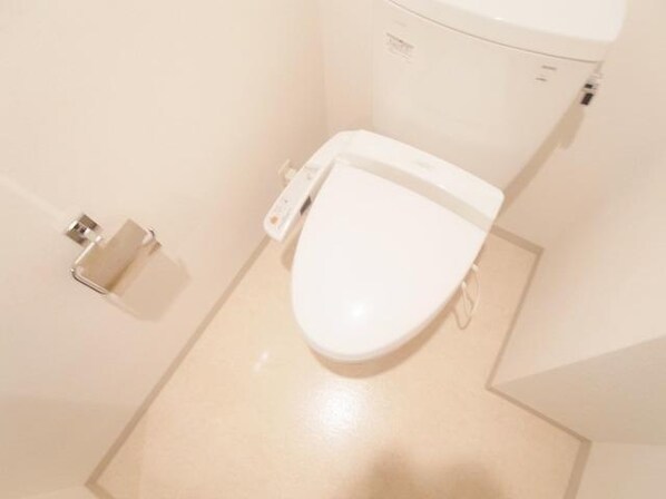 コンフォリア駒場の物件内観写真